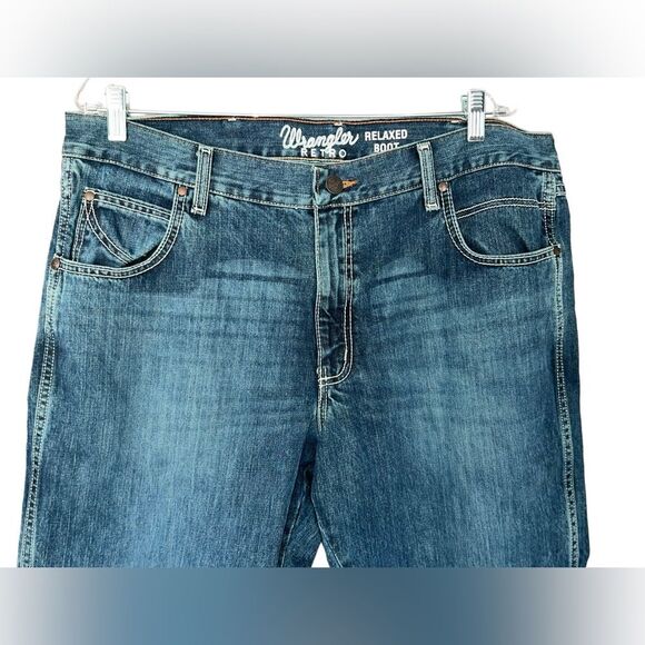 WRANGLER RETRO® RELAXED FIT BOOTCUT JEAN  Men's Size 38 x 30‎ - Picture 4 of 9